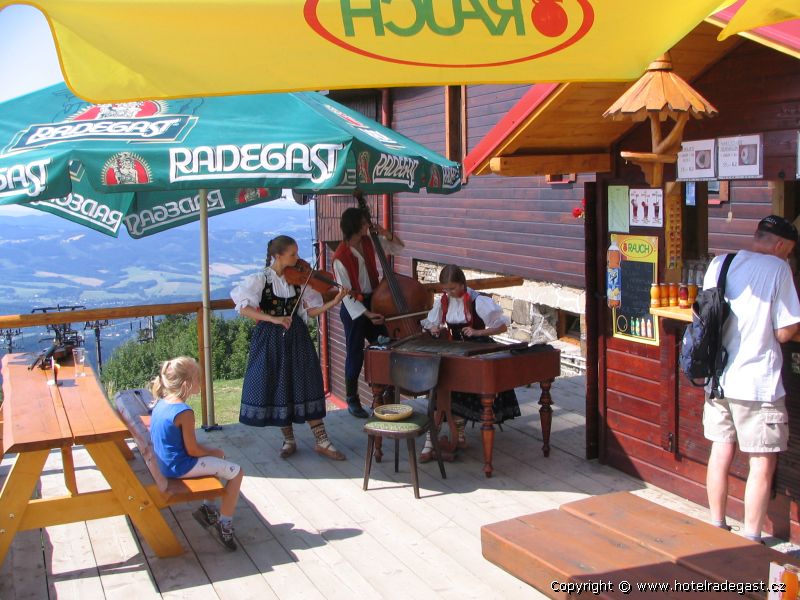 Horsk hotel Radegast - Terasa